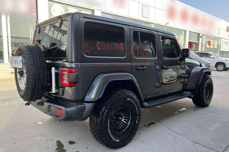 Used Jeep Wrangler 2021 2.0T Sahara Four-Door Edition Exterior 5