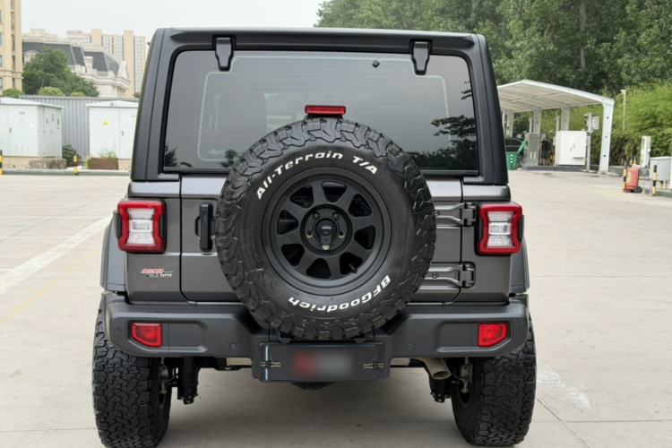 Used Jeep Wrangler 2021 2.0T Robin Hood Four-Door Edition Exterior 6