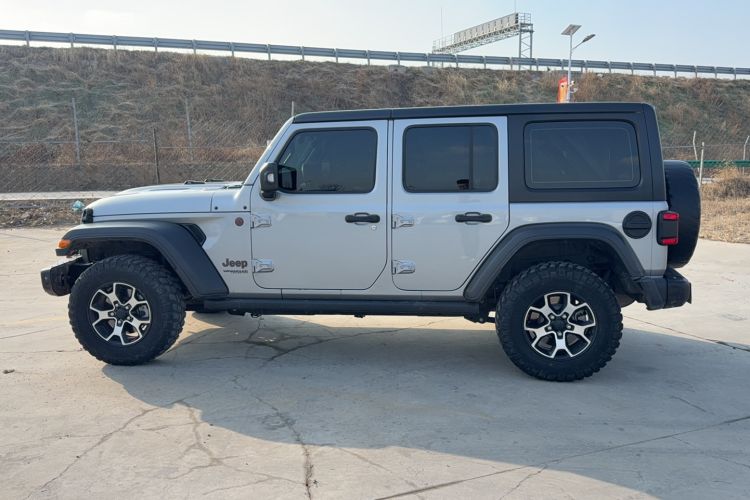 Used Jeep Wrangler 2021 2.0T Robin Hood Four-Door Edition Exterior 7