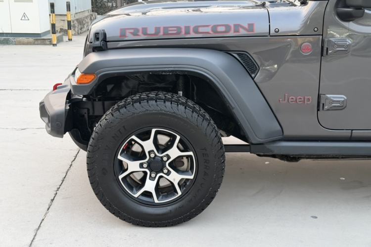 Used Jeep Wrangler 2021 2.0T Sahara Four-Door Edition Exterior 9
