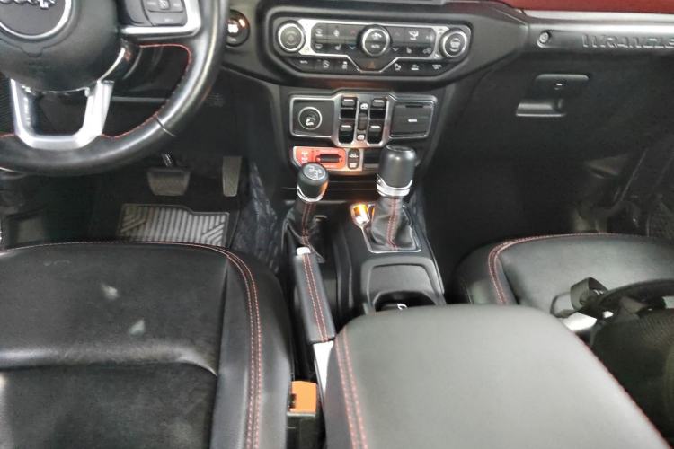 Used Jeep Wrangler 2021 2.0T Robin Hood Four-Door Edition Gear Lever