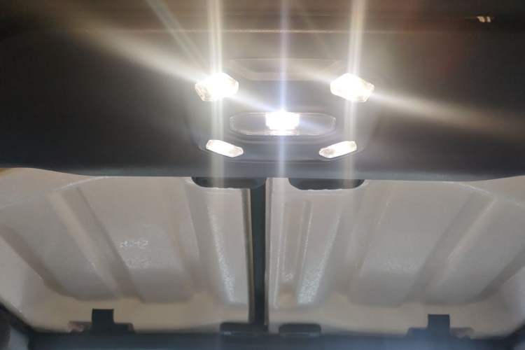 Used Jeep Wrangler 2021 2.0T Robin Hood Four-Door Edition Headliner
