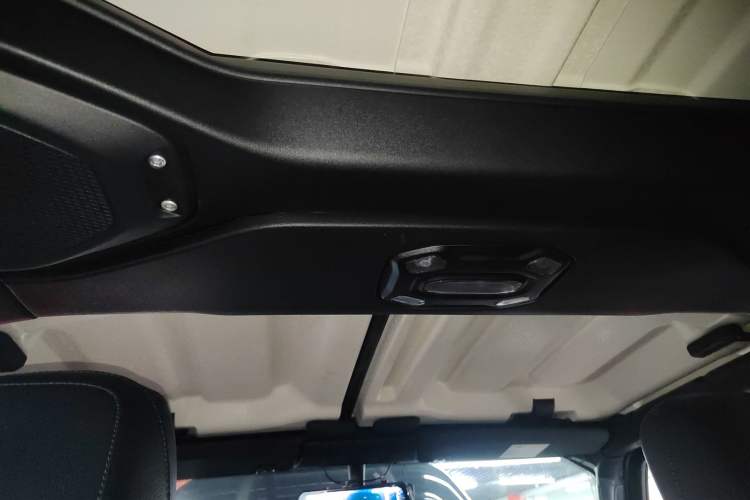 Used Jeep Wrangler 2021 2.0T Robin Hood Four-Door Edition Headliner