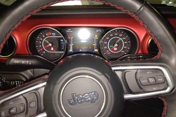 Used Jeep Wrangler 2021 2.0T Robin Hood Four-Door Edition Instrument Cluster
