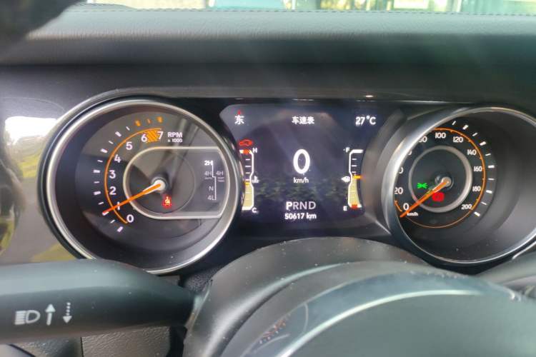 Used Jeep Wrangler 2021 2.0T Sahara Four-Door Edition Instrument Cluster