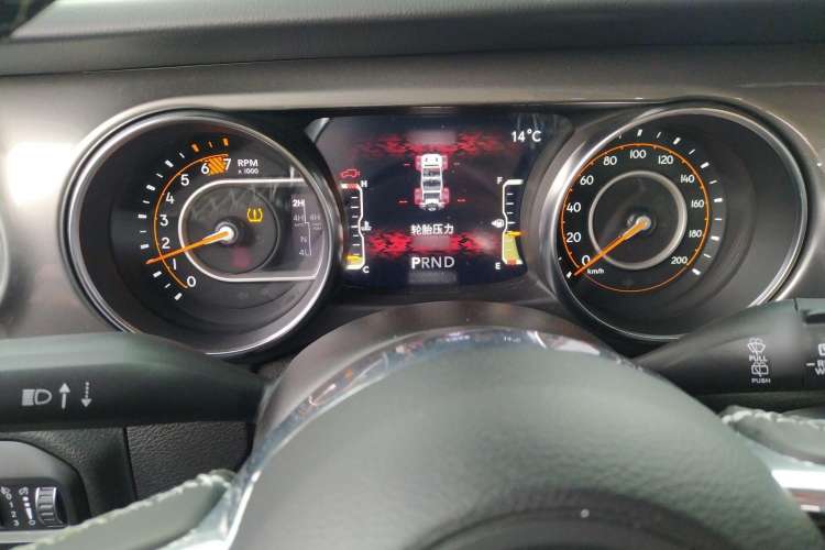 Used Jeep Wrangler 2021 2.0T Sahara Two-Door Edition Instrument Cluster