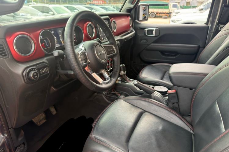 Used Jeep Wrangler 2021 2.0T Robin Hood Four-Door Edition Interior 1