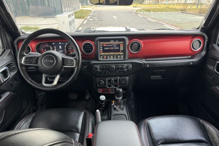 Used Jeep Wrangler 2021 2.0T Robin Hood Four-Door Edition Interior 1