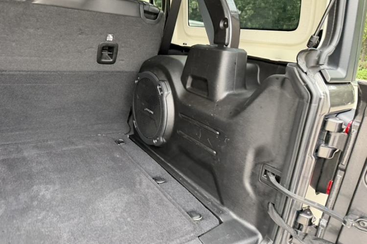 Used Jeep Wrangler 2021 2.0T Robin Hood Four-Door Edition Interior 13