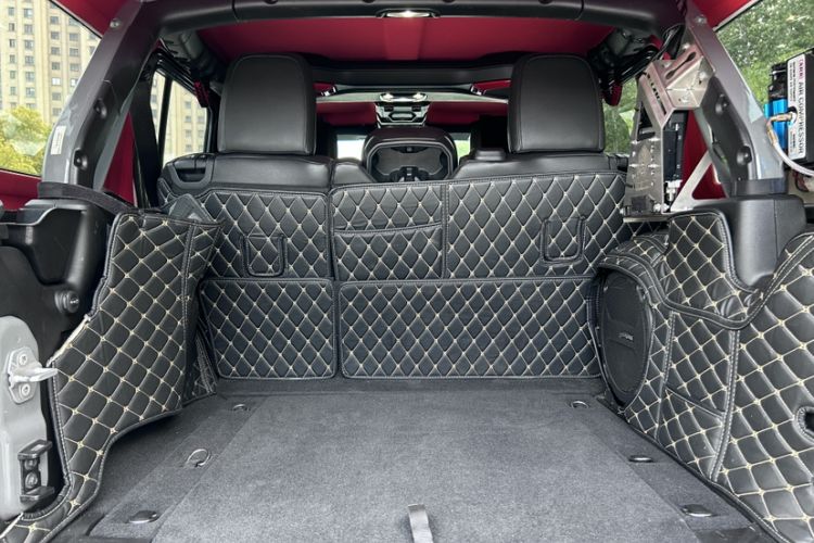Used Jeep Wrangler 2021 2.0T Robin Hood Four-Door Edition Interior 2