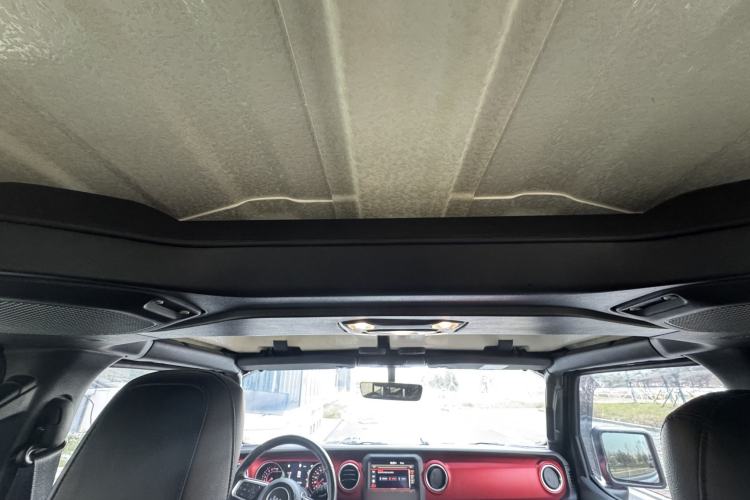 Used Jeep Wrangler 2021 2.0T Robin Hood Four-Door Edition Interior 5