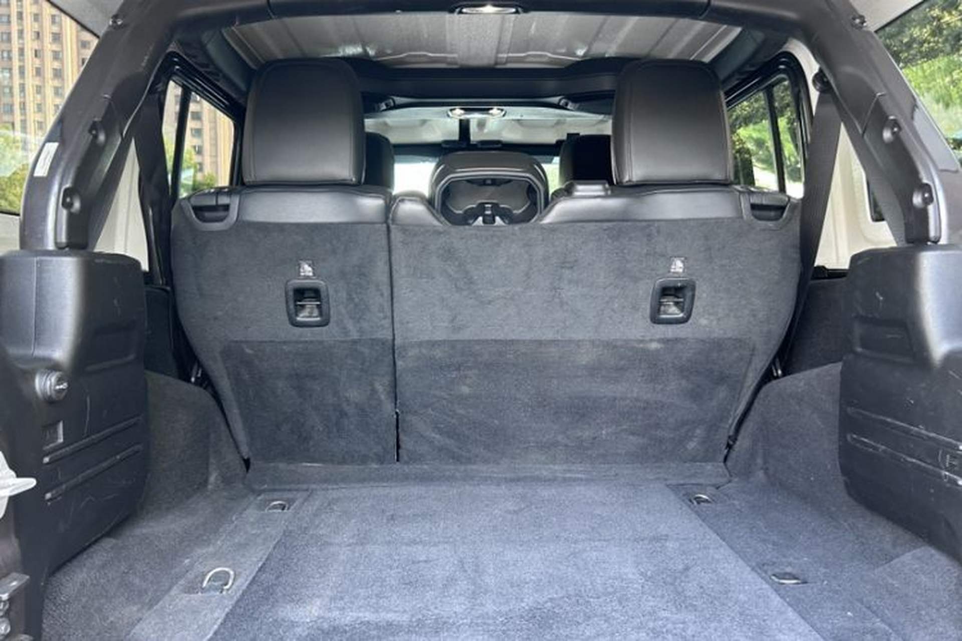 Used Jeep Wrangler 2021 2.0T Sahara Four-Door Edition Interior 6