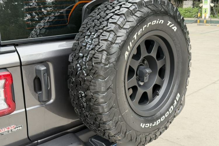 Used Jeep Wrangler 2021 2.0T Robin Hood Four-Door Edition Interior 7