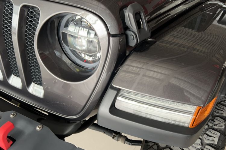 Used Jeep Wrangler 2021 2.0T Sahara Four-Door Edition Left Front Headlight