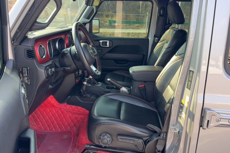 Used Jeep Wrangler 2021 2.0T Robin Hood Four-Door Edition Left Front Seat