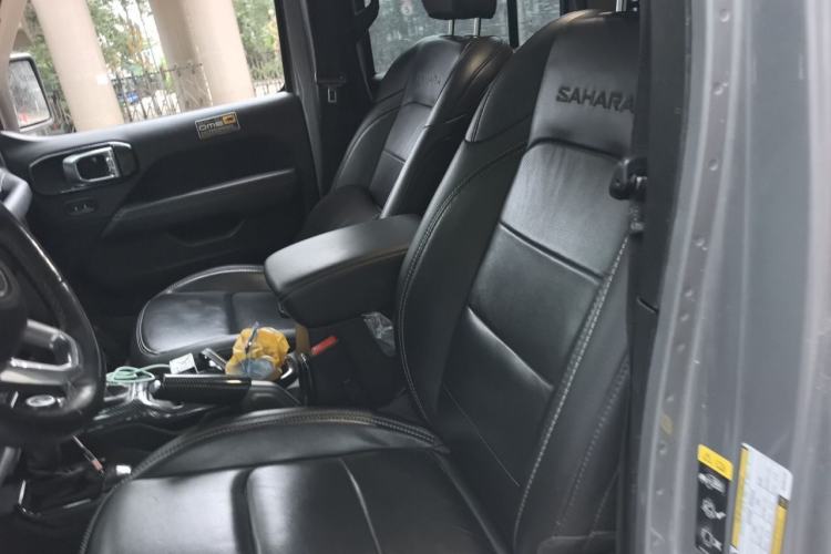 Used Jeep Wrangler 2021 2.0T Sahara Four-Door Edition Left Front Seat