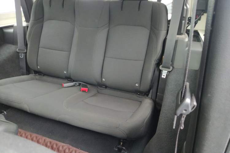 Used Jeep Wrangler 2021 2.0T Sahara Two-Door Edition Left Rear Seat