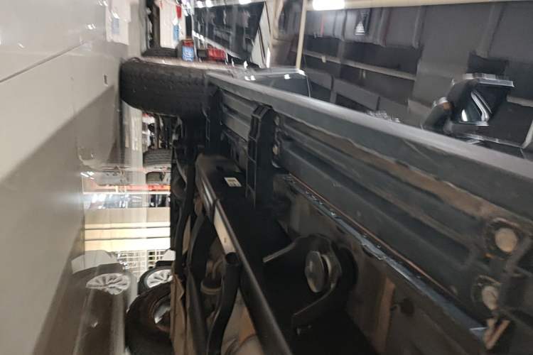 Used Jeep Wrangler 2021 2.0T Sahara Four-Door Edition Left Side Sill