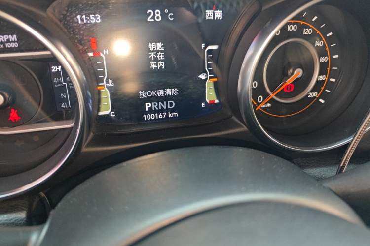 Used Jeep Wrangler 2021 2.0T Sahara Four-Door Edition Odometer Close Up