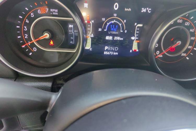 Used Jeep Wrangler 2021 2.0T 80th Anniversary Edition Odometer Close Up