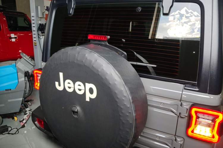 Used Jeep Wrangler 2021 2.0T Robin Hood Four-Door Edition Rear