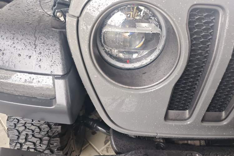 Used Jeep Wrangler 2021 2.0T Robin Hood Four-Door Edition Right Front Headlight