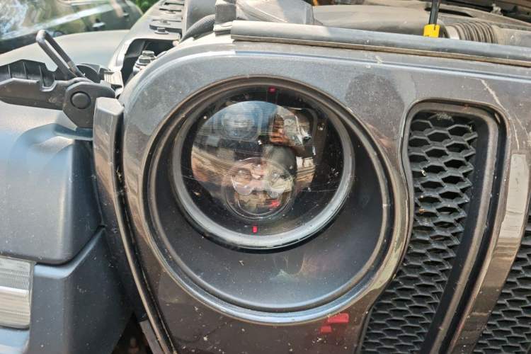 Used Jeep Wrangler 2021 2.0T Robin Hood Four-Door Edition Right Front Headlight