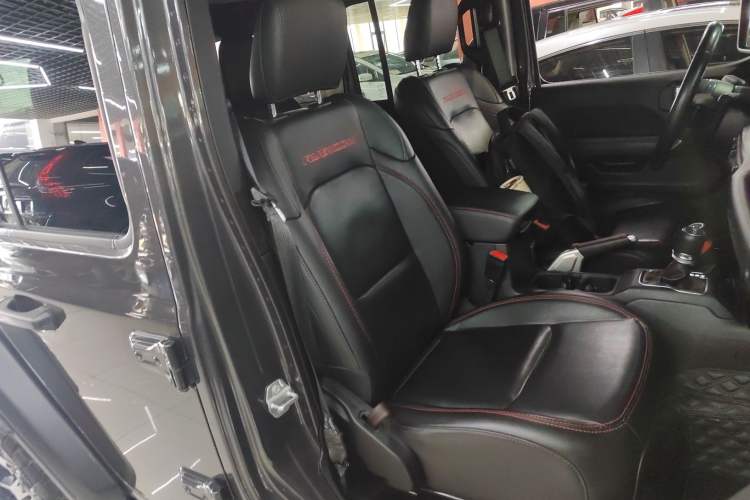 Used Jeep Wrangler 2021 2.0T Robin Hood Four-Door Edition Right Front Seat