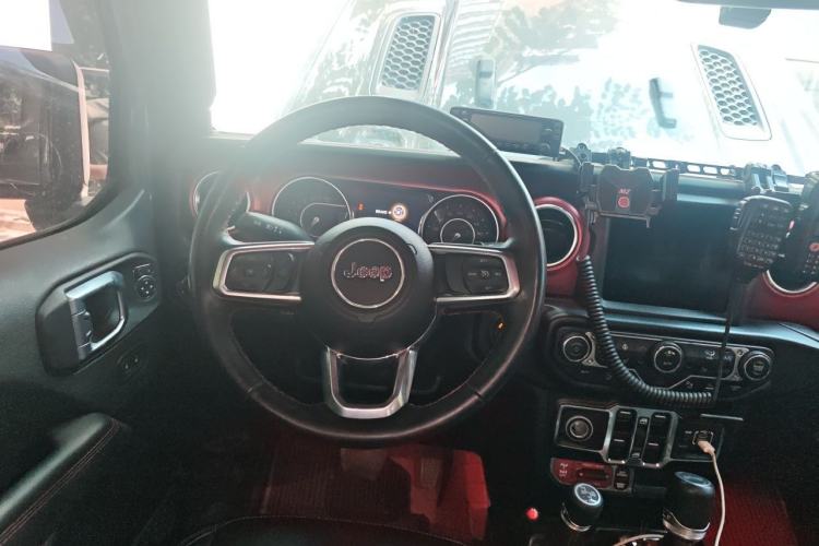 Used Jeep Wrangler 2021 2.0T Robin Hood Four-Door Edition Steering Wheel