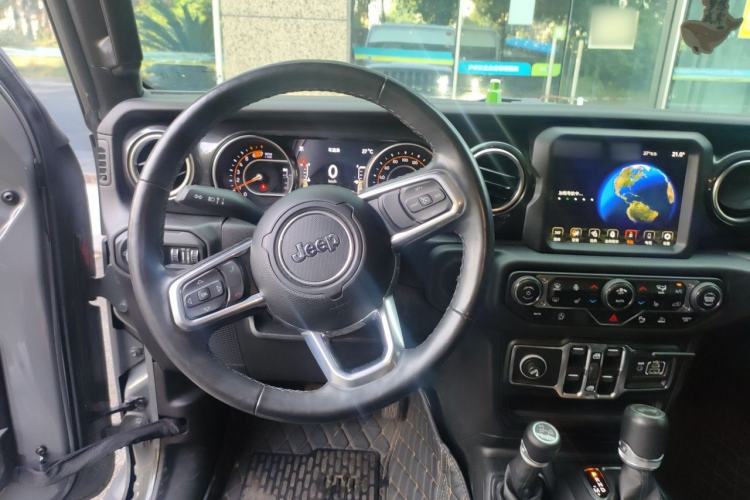 Used Jeep Wrangler 2021 2.0T Sahara Four-Door Edition Steering Wheel