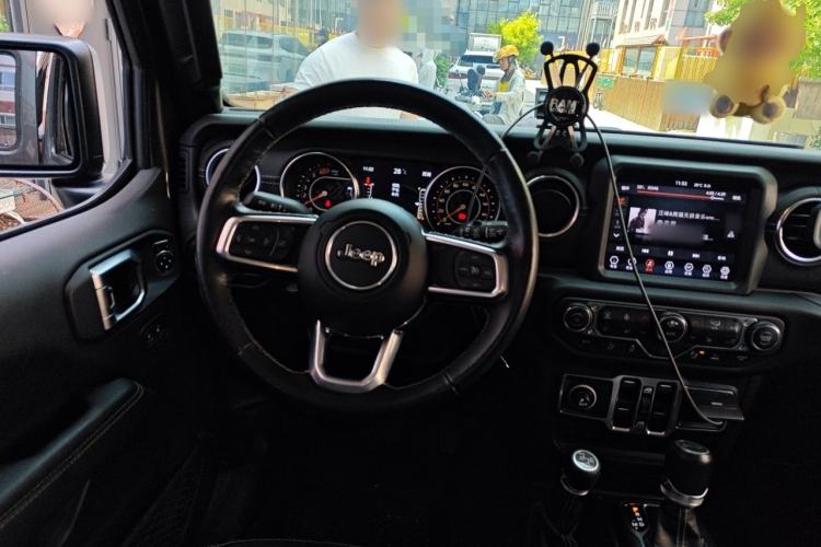 Used Jeep Wrangler 2021 2.0T Sahara Four-Door Edition Steering Wheel