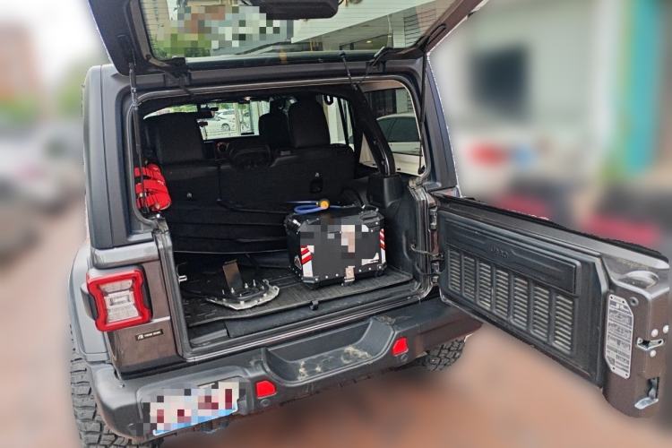 Used Jeep Wrangler 2021 2.0T Robin Hood Four-Door Edition Trunk