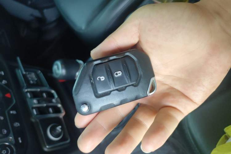 Used Jeep Wrangler 2021 2.0T Sahara Four-Door Edition Vehicle Key