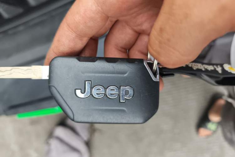 Used Jeep Wrangler 2021 2.0T Sahara Four-Door Edition Vehicle Key