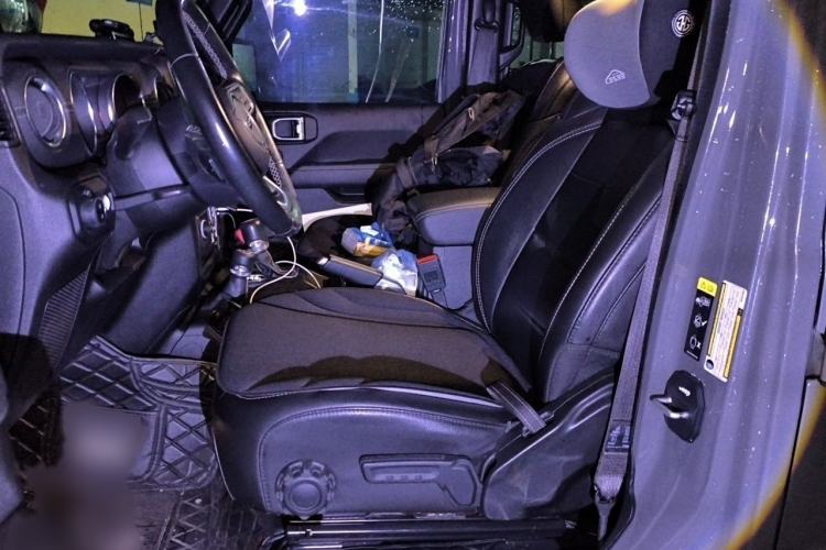 Used Jeep Wrangler 2021 2.0T Sahara Four-Door Edition Left Front Seat