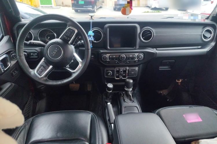 Used Jeep Wrangler 2021 2.0T 80th Anniversary Edition Center Console