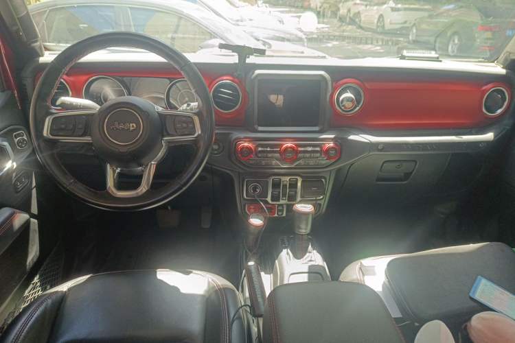 Used Jeep Wrangler 2021 2.0T Robin Hood Four-Door Edition Center Console