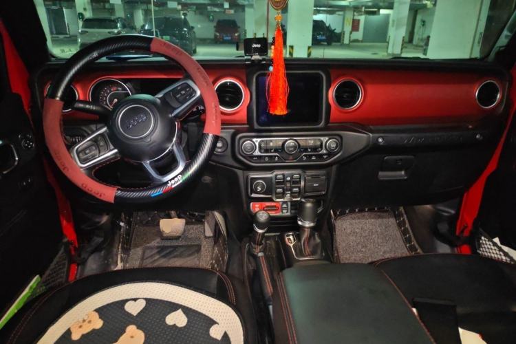 Used Jeep Wrangler 2021 2.0T Robin Hood Four-Door Edition Center Console