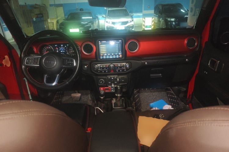 Used Jeep Wrangler 2021 2.0T Robin Hood Four-Door Edition Center Console