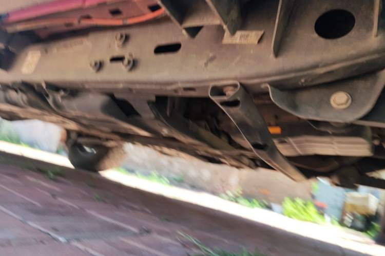 Used Jeep Wrangler 2021 2.0T Sahara Four-Door Edition Chassis Front Right