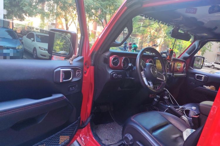Used Jeep Wrangler 2021 2.0T Robin Hood Four-Door Edition Driver Seat