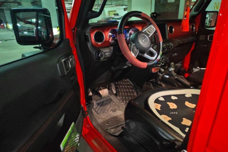 Used Jeep Wrangler 2021 2.0T Robin Hood Four-Door Edition Driver Seat