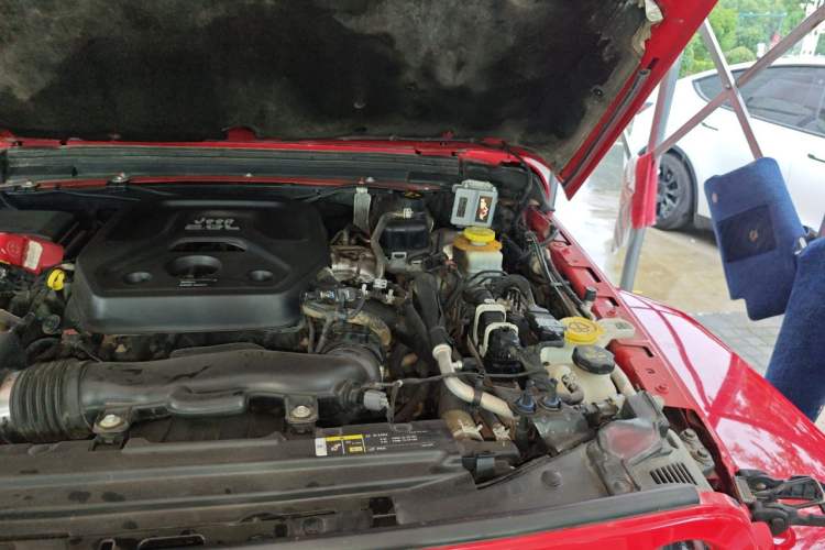 Used Jeep Wrangler 2021 2.0T Sahara Four-Door Edition Engine Bay Left