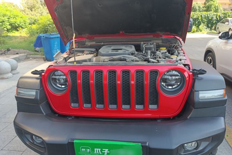 Used Jeep Wrangler 2021 2.0T Robin Hood Four-Door Edition Engine Bay