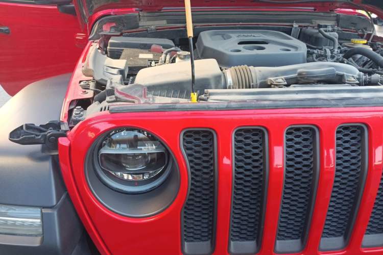 Used Jeep Wrangler 2021 2.0T Robin Hood Four-Door Edition Engine Bay Right