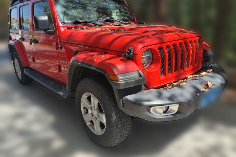 Used Jeep Wrangler 2021 2.0T Sahara Four-Door Edition Front Right 45 Deg