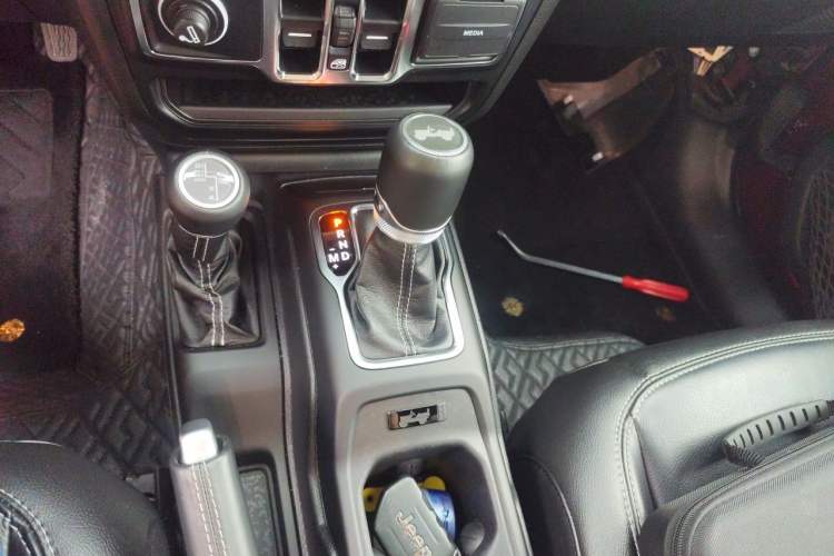Used Jeep Wrangler 2021 2.0T 80th Anniversary Edition Gear Lever