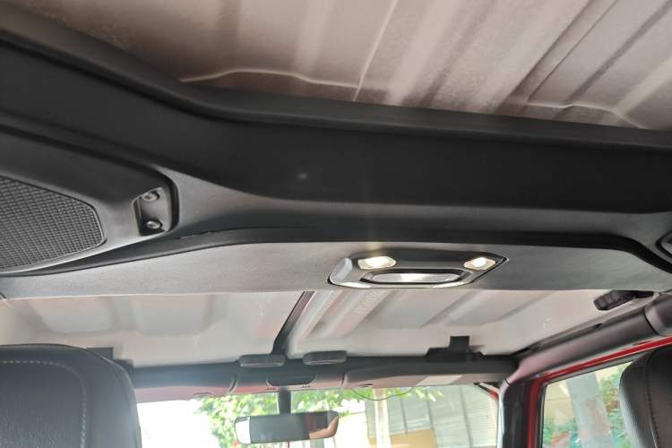 Used Jeep Wrangler 2021 2.0T Robin Hood Four-Door Edition Headliner