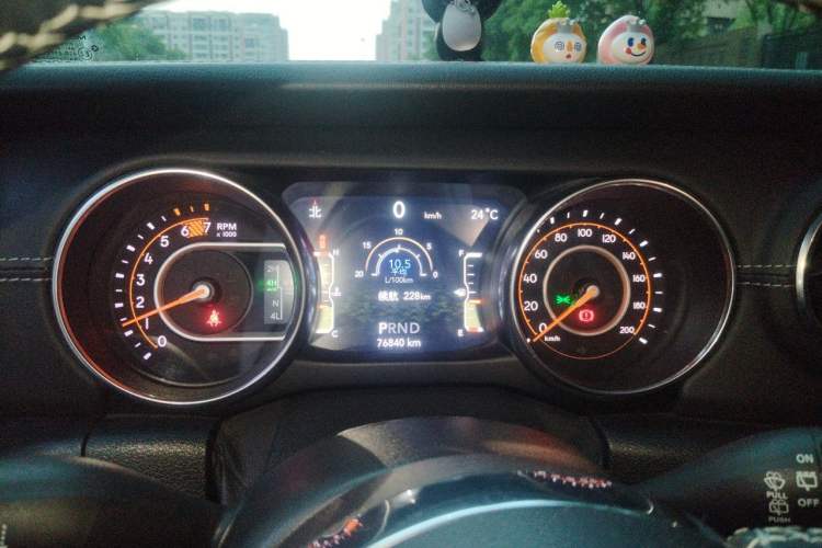 Used Jeep Wrangler 2021 2.0T Sahara Four-Door Edition Instrument Cluster