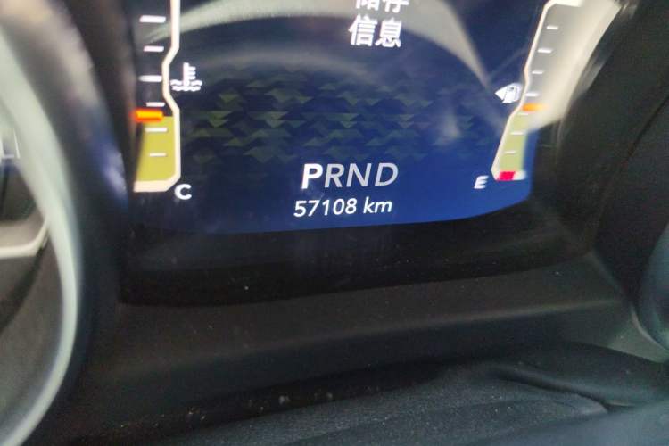 Used Jeep Wrangler 2021 2.0T Sahara Four-Door Edition Odometer Close Up